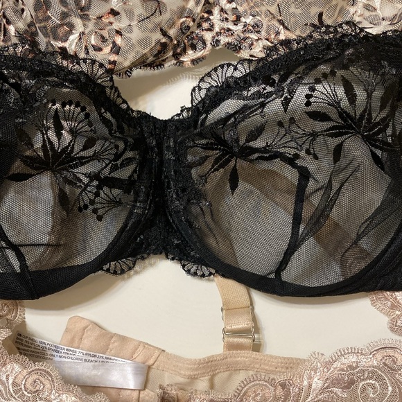 Three Soma lace unlined bras. 38C - Picture 3 of 6